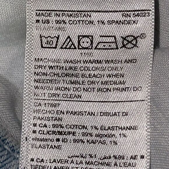 Old Navy Slim High Waist Wide Leg Jeans​​​​​ - Picture 8 of 8